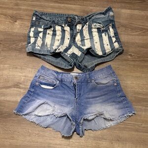 LEI Blue and White Jean Shorts Set